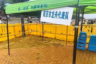 德甲-桑乔奔袭斩首球马伦侧钩萨比策直红 10人多特2-1不莱梅升第4